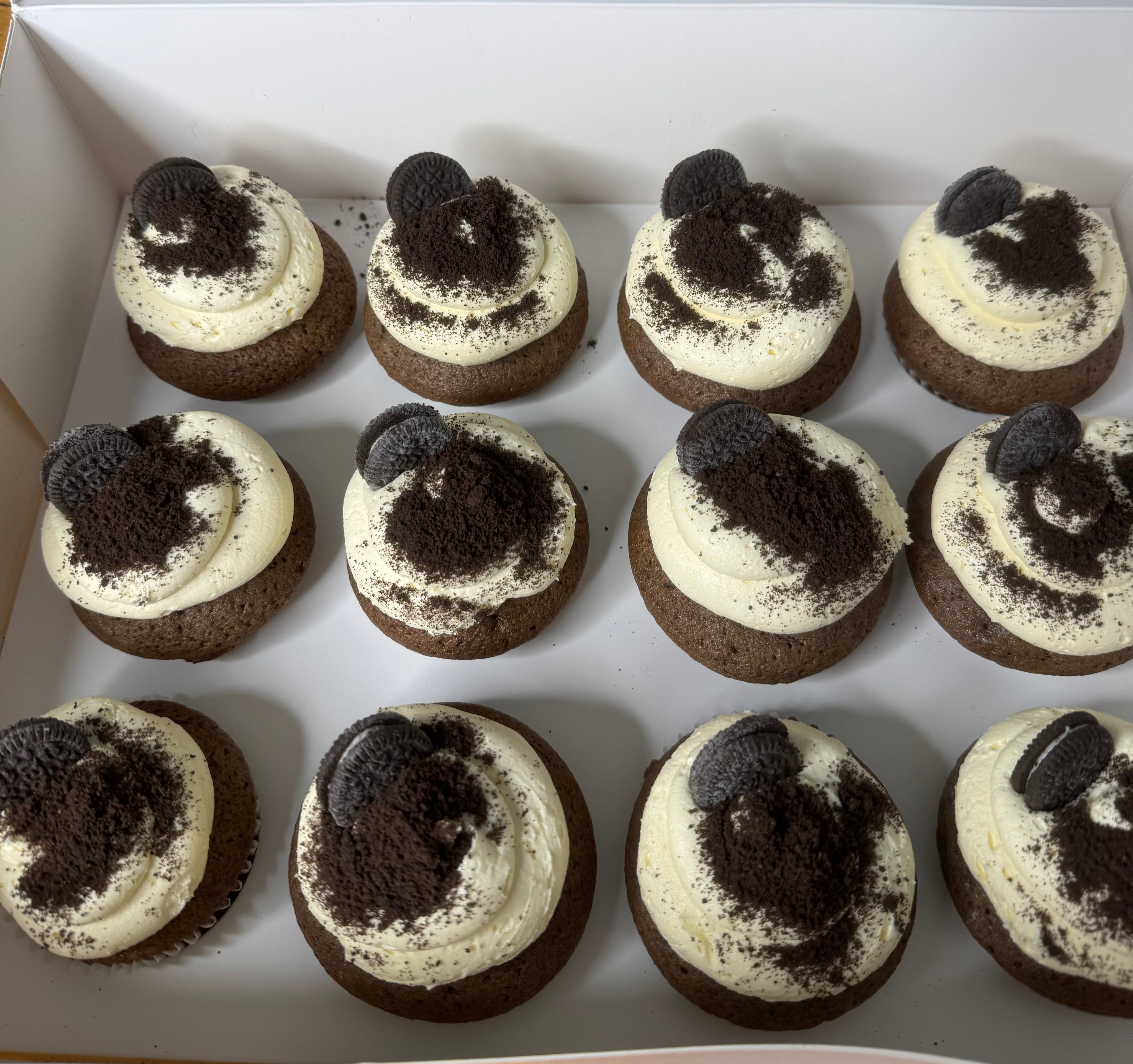 Cookies and Cream Cupcakes