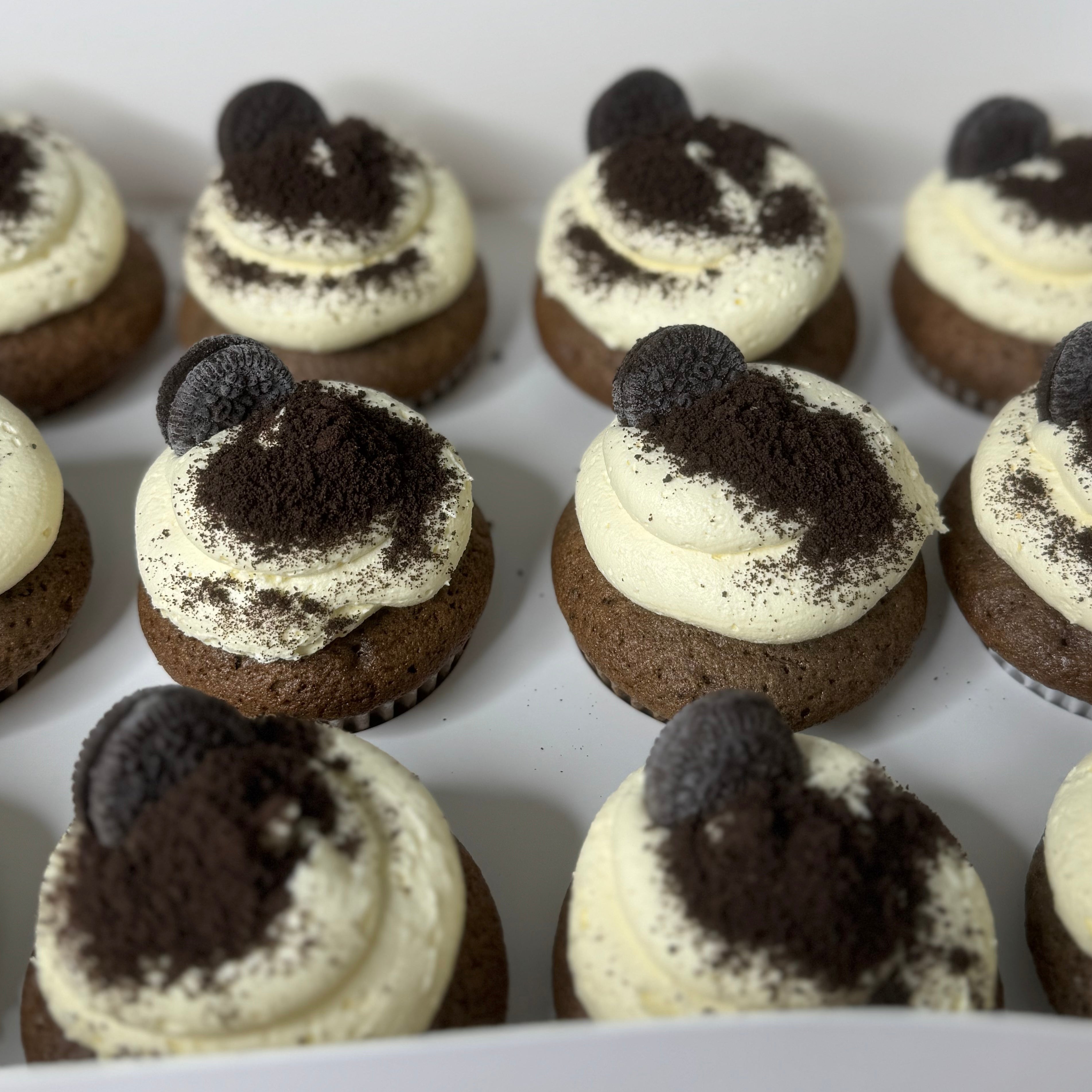 Cookies and Cream Cupcakes